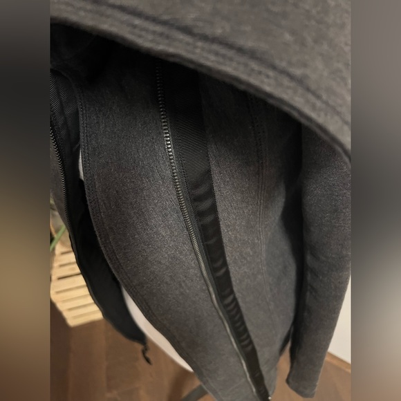 Lululemon Virasana Blanket Wrap Jacket - Picture 5 of 16